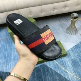 Picture of Gucci Slippers _SKU337991174582004